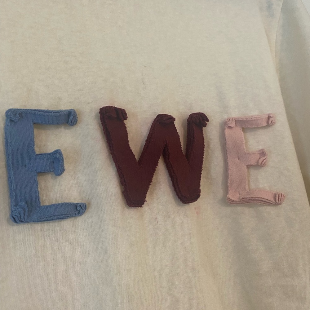 Loewe T-Shirt with Sculptural Logo - Picture 6 of 10